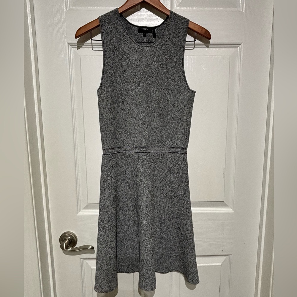 Theory Sleeveless Dress  Size Small